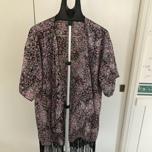 LulaRoe Monroe Kimono Large